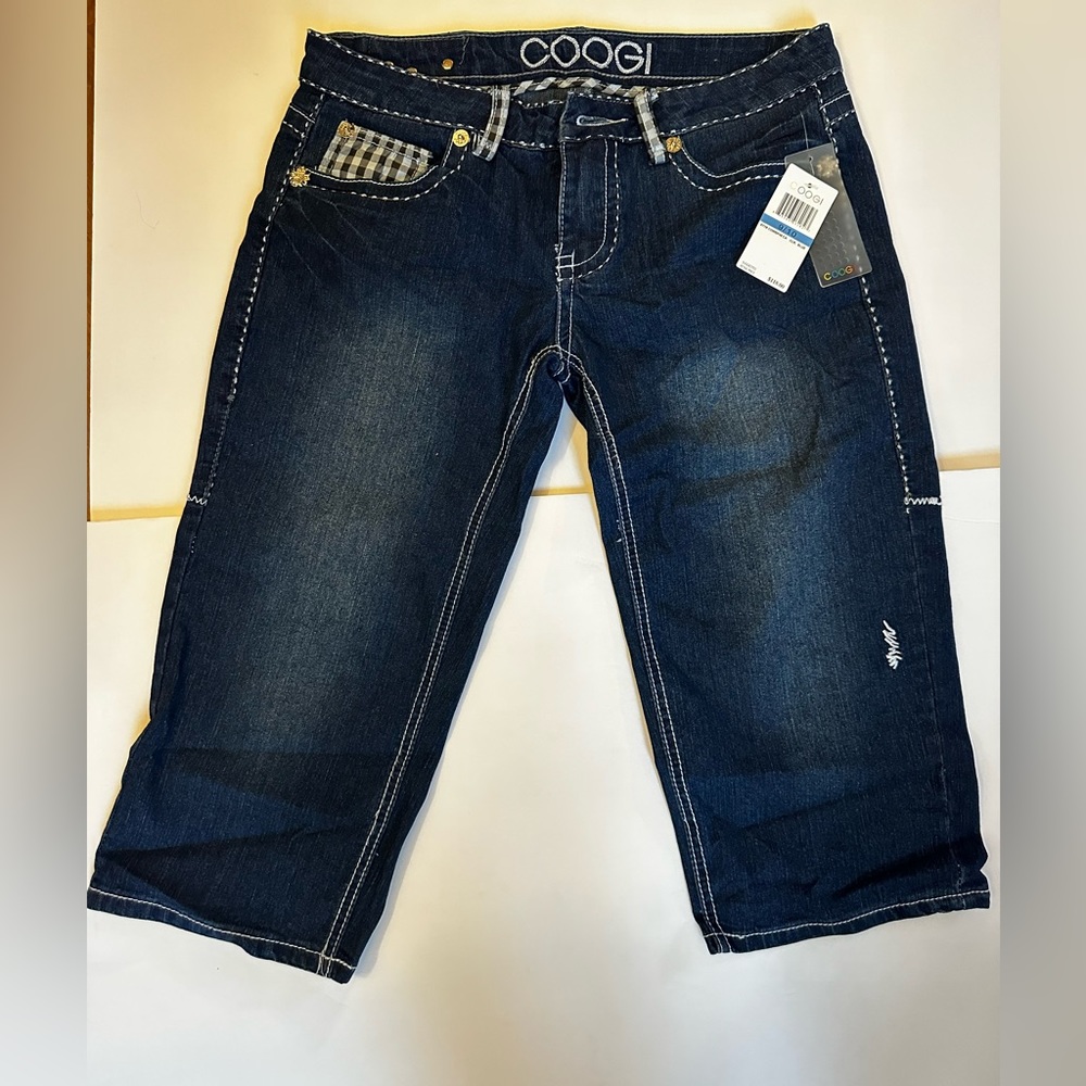 NWT Vintage Coogi Long-Shorts/Capri Jeans. Women’s size 9/10